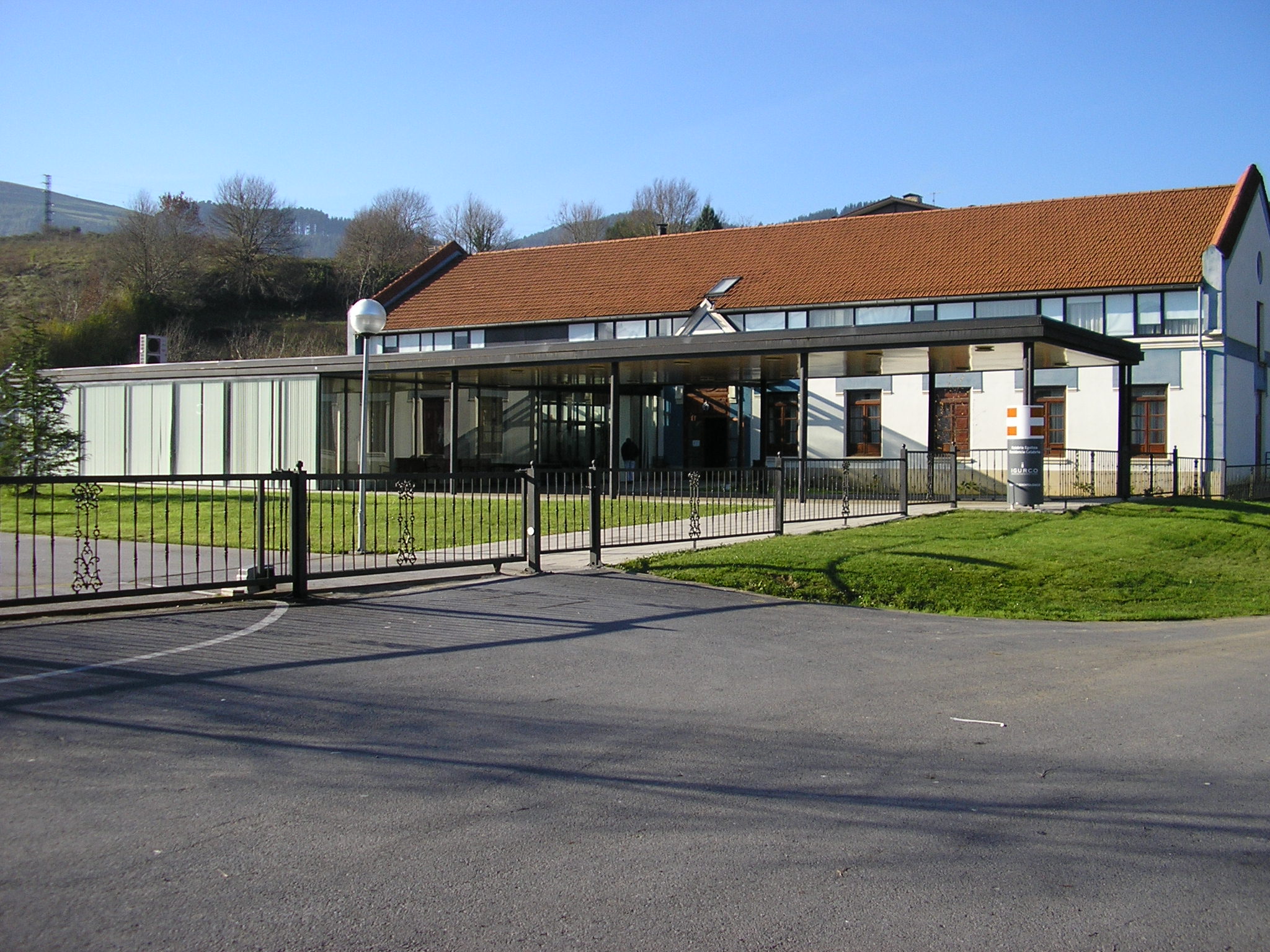 Foruko adinekoen udal egoitzak aldi baterako egonaldiak edo egonaldi iraunkorrak eskaintzen ditu lehen aldiz 